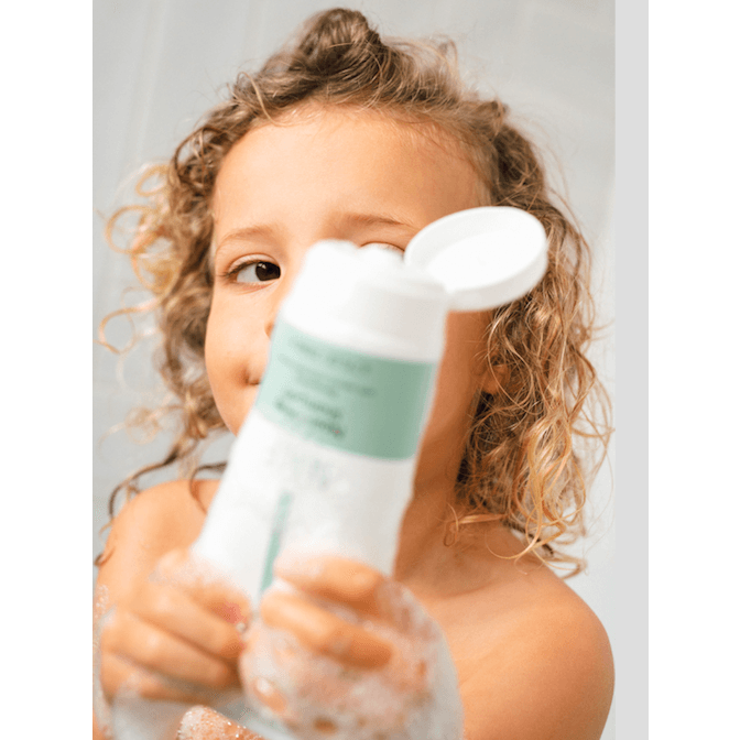 Naïf • Nourishing Shampoo - HelloBaby.be