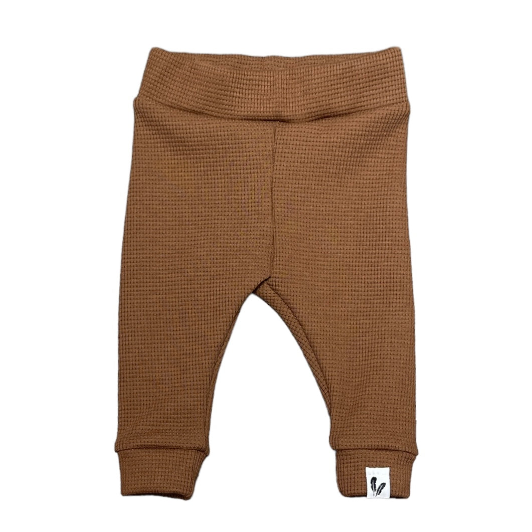 Newborn Broekje • Waffle Brown